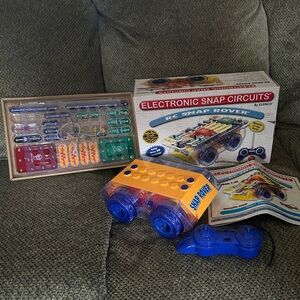 NWT Electronic Snap Circuits RC Snap Rover